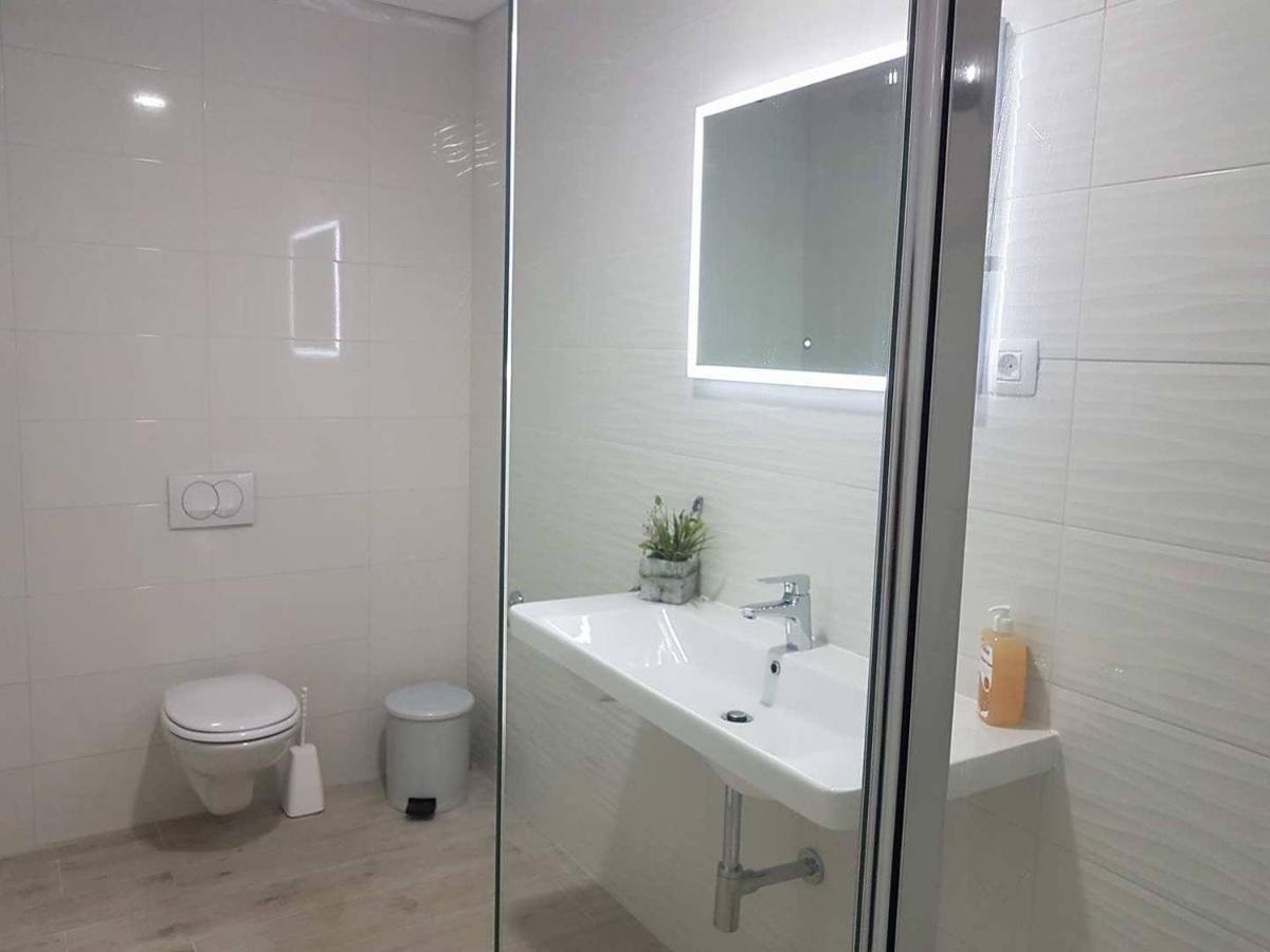 Rooms Lanterna Metajna Εξωτερικό φωτογραφία